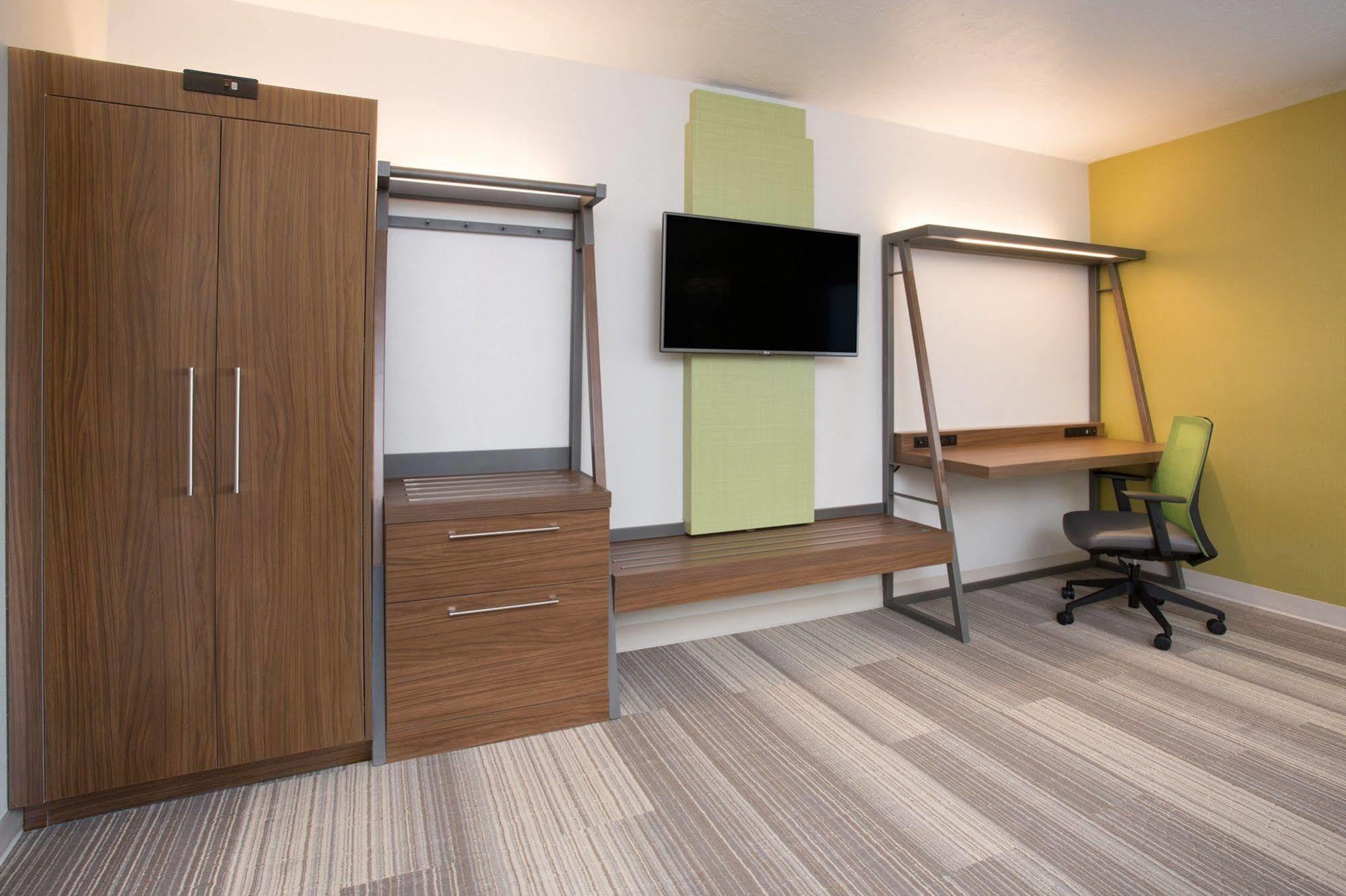 Holiday Inn Express & Suites - Elizabethtown North By Ihg Екстер'єр фото